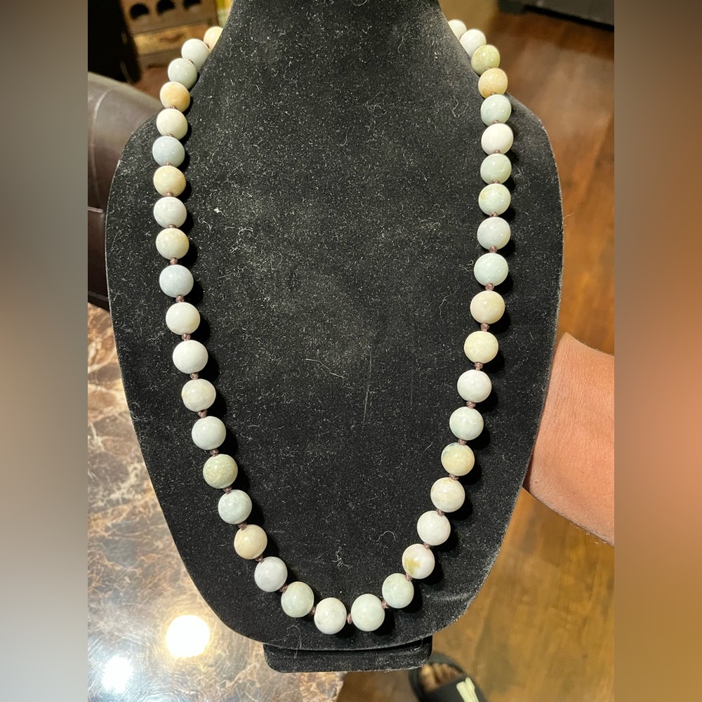 Elegant Multi-Color Beaded Necklace